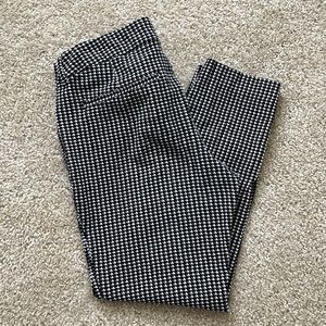 Patterned pixie pants